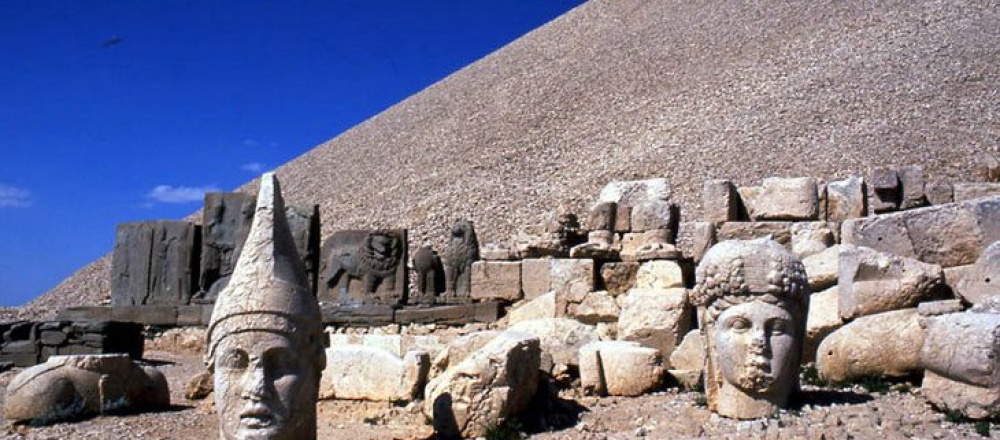 NEMRUT DAĞI MİLLİ PARKI