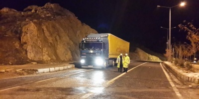 Kar ve Tipi Ulaşımı Aksatıyor