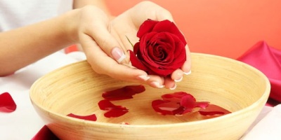 Pürüzsüz Bir Yüz İçin Doğal Maskeler