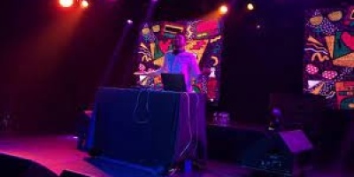 Flashback 90'lar Türkçe Pop Gecesi