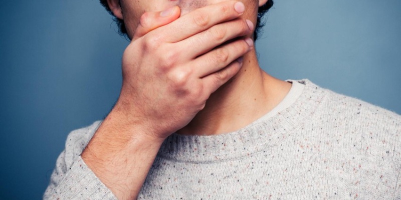 Ağız kokusu neden olur? Ağız kokusu nasıl önlenir?